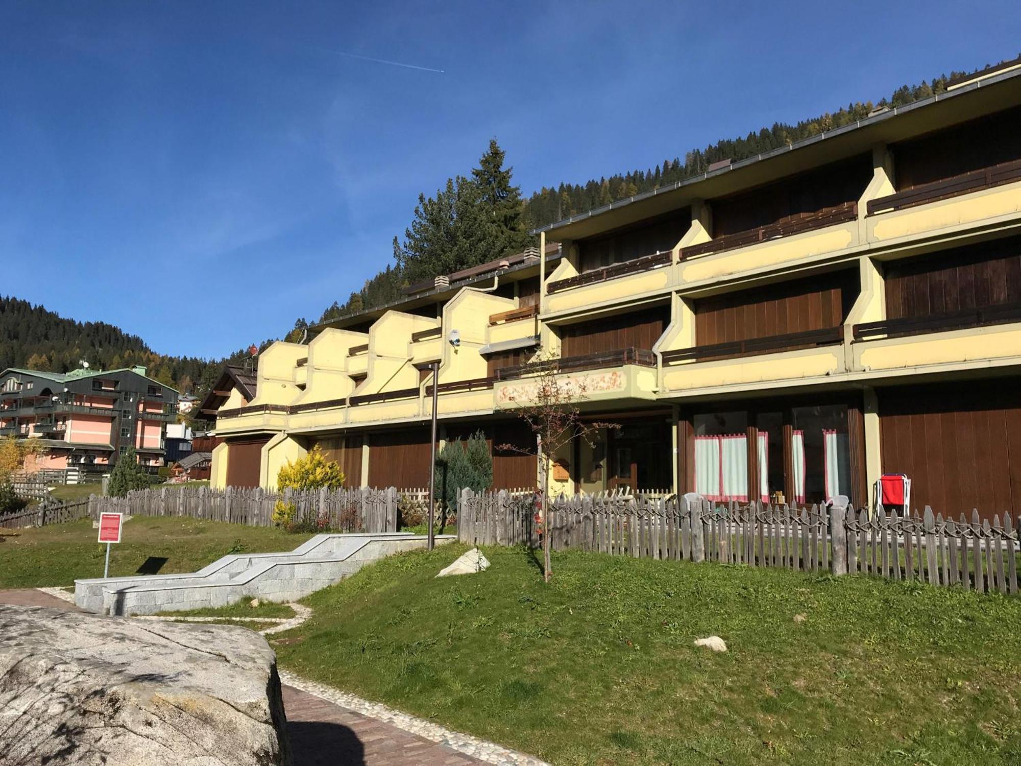 Residenza Silvana Madonna Eksteriør bilde
