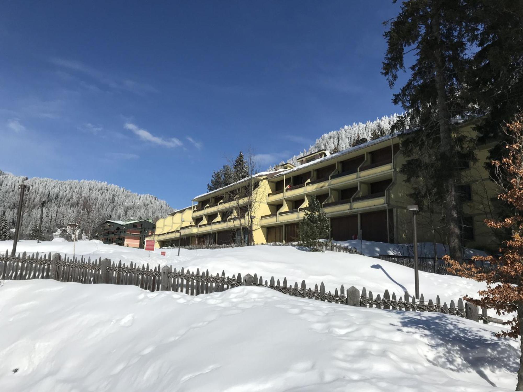 Residenza Silvana Madonna Eksteriør bilde